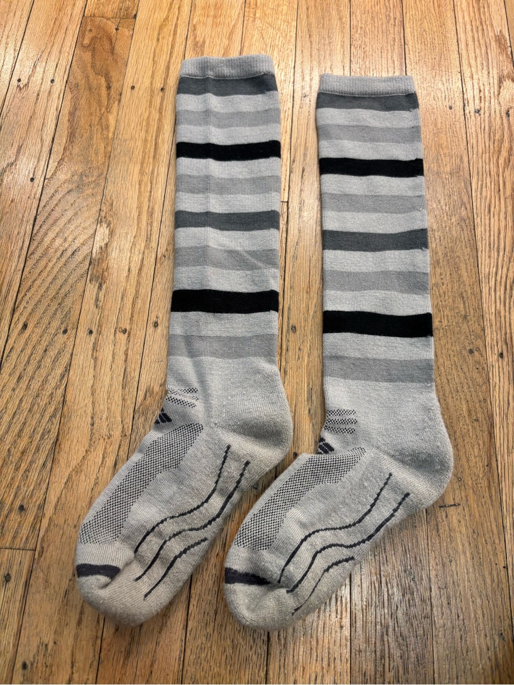 Columbia Gray and Black Striped Athletic ski height Socks